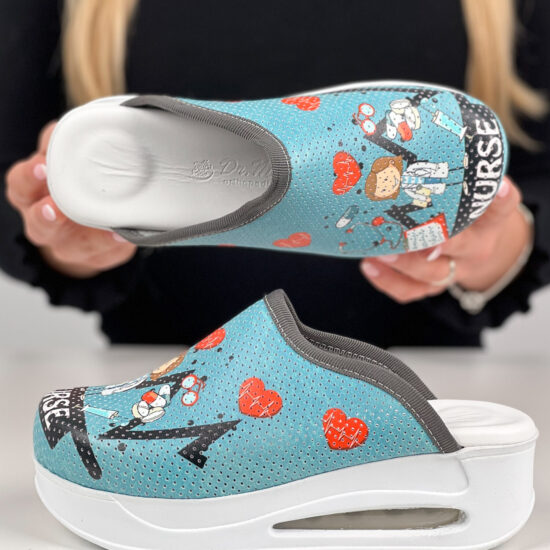 Дамско анатомично медицинско сабо в синьо /