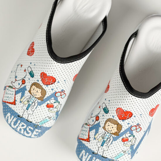 Alternative view of Дамско анатомично медицинско сабо в бяло