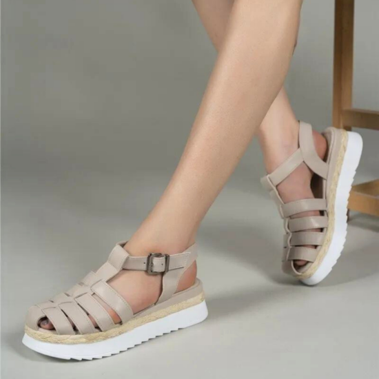 Alternative view of Дамски бежови олекотени сандали със затворени пръсти