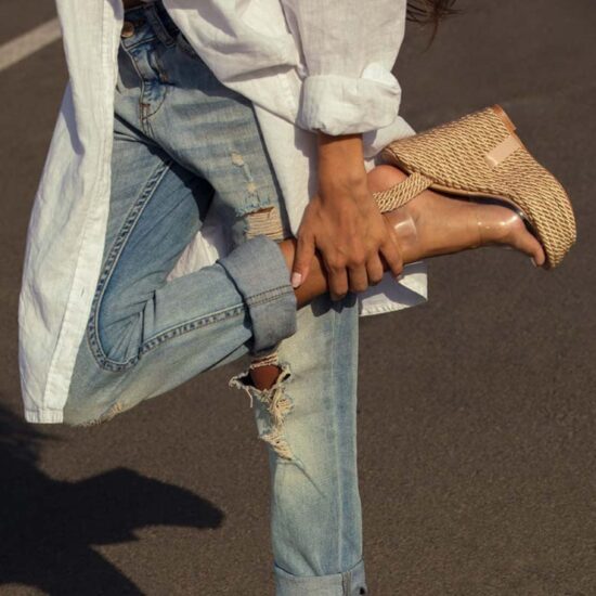 Силиконови сандали на платформа бежови /