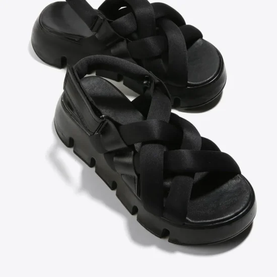 Дамски черни ежедневни сандали на платформа /