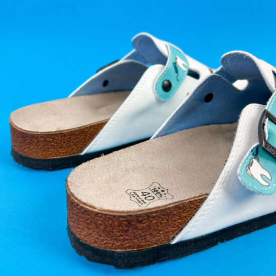 Ортопедични чехли със стелка от естествена кожа /