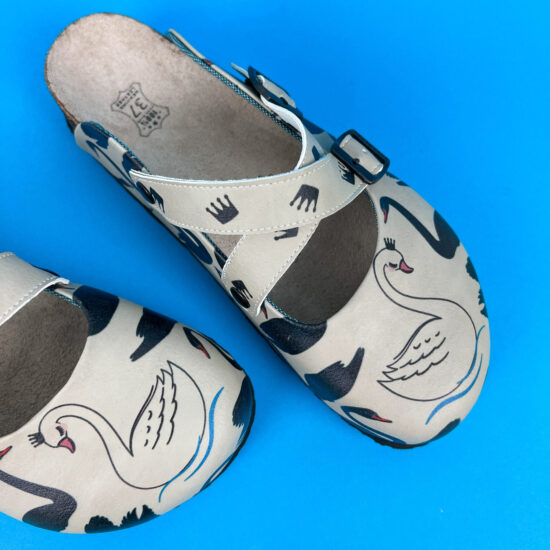 Ортопедични чехли със стелка от естествена кожа /