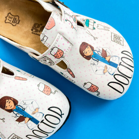 Ортопедични чехли със стелка от естествена кожа /