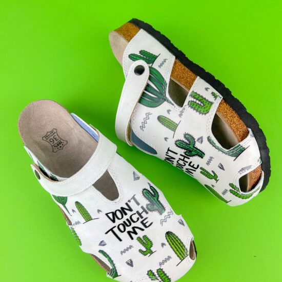 Alternative view of Don't Touch Me