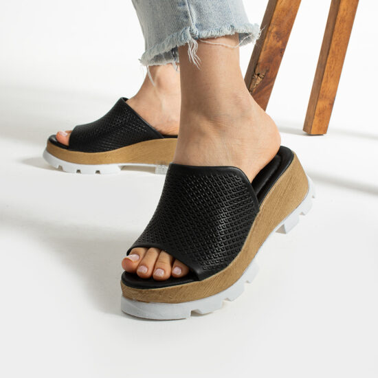 Majesty Черни чехли на платформа от естествена кожа /