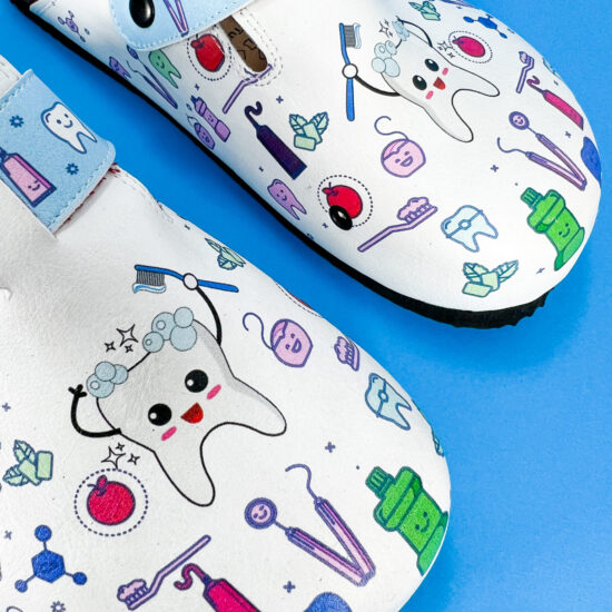 Alternative view of Toothboy