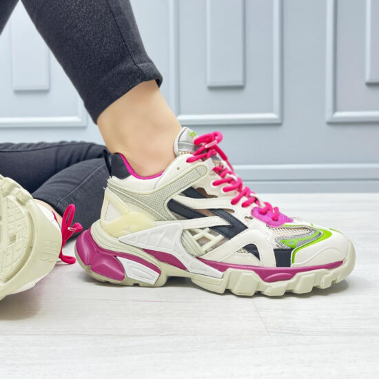 Модерни дамски маратонки многоцветни /