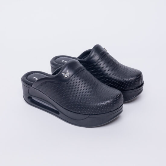 Черно анатомично сабо от естествена кожа /