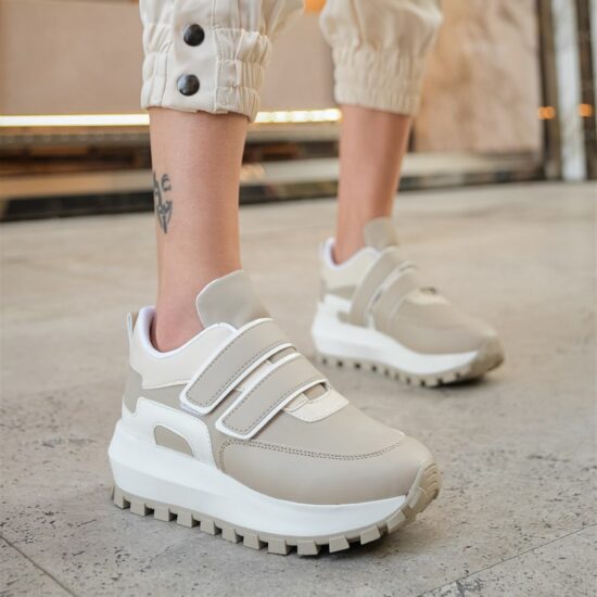 Дамски бежови маратонки /