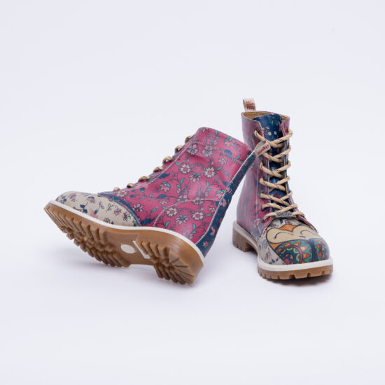 Модерни дамски боти с цветен принт /