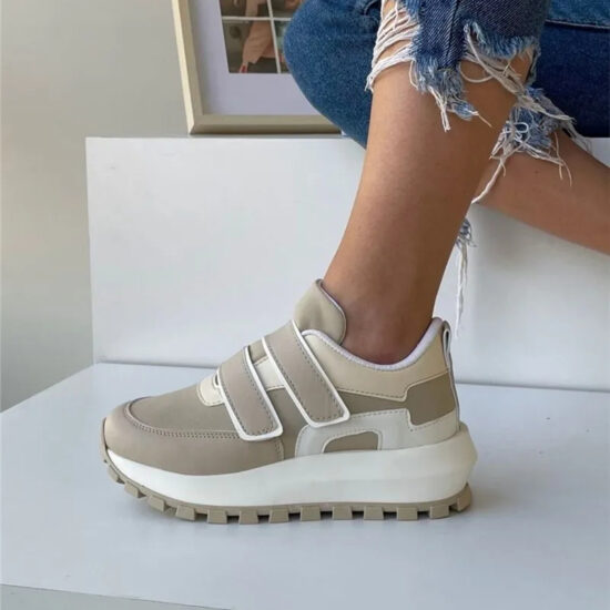 Дамски бежови маратонки /