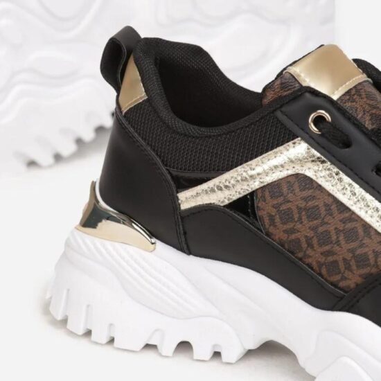 Модерни черни дамски маратонки /