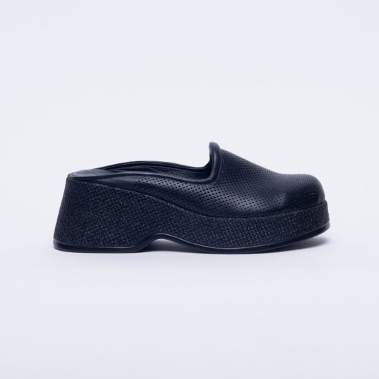 Alternative view of Черни дамски чехли на платформа от естествена кожа