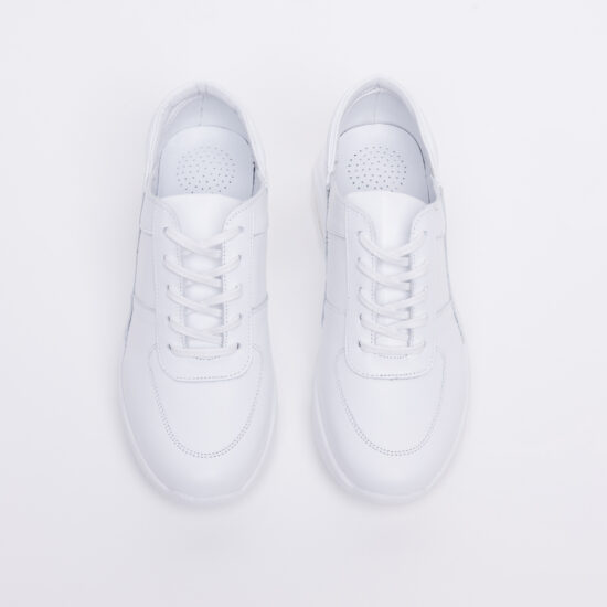 Бели анатомични маратонки от естествена кожа /