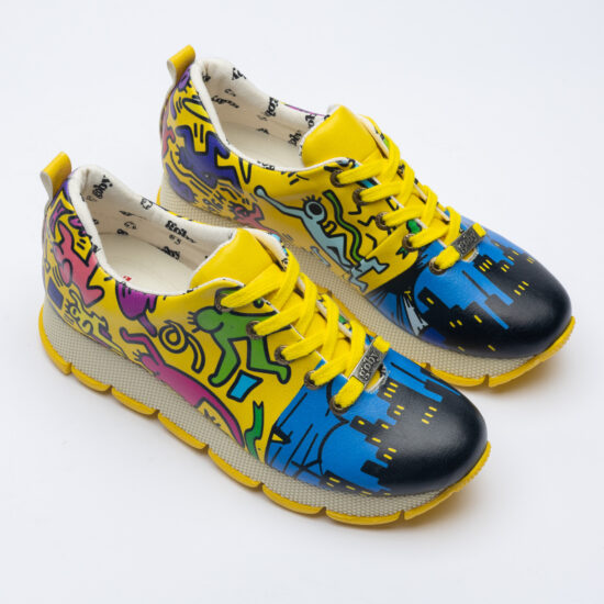 Дамски цветни маратонки с оригинален дизайн /