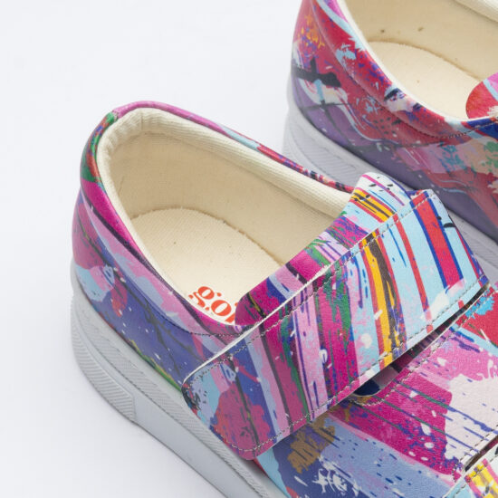 Дамски цветни кецове с оригинален дизайн /