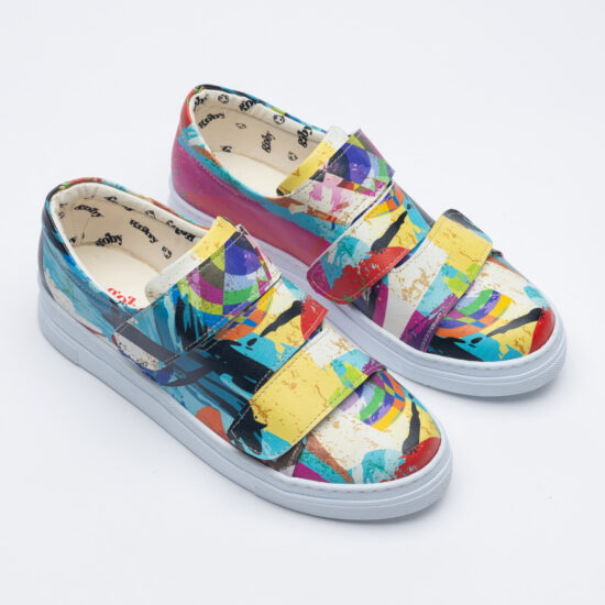 Дамски цветни кецове с оригинален дизайн /