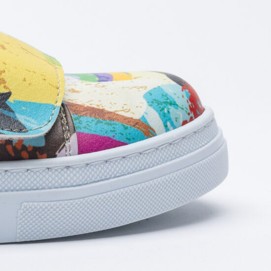 Дамски цветни кецове с оригинален дизайн /