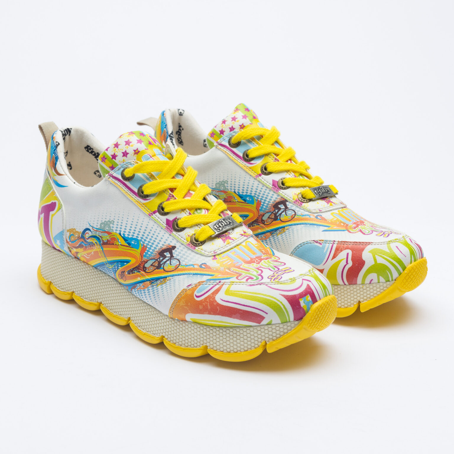 Дамски цветни маратонки с оригинален дизайн