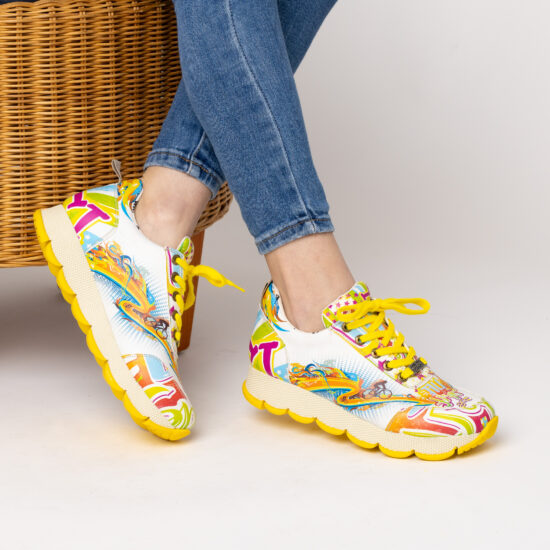 Alternative view of Дамски цветни маратонки с оригинален дизайн