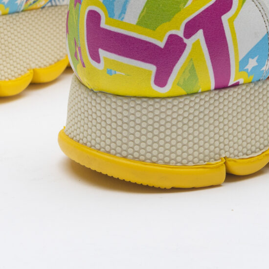 Дамски цветни маратонки с оригинален дизайн /