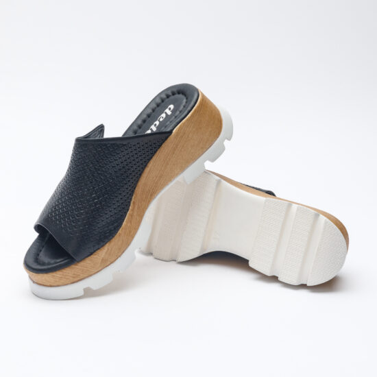 Majesty Черни чехли на платформа от естествена кожа /