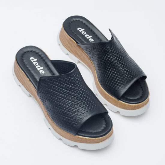 Majesty Черни чехли на платформа от естествена кожа /