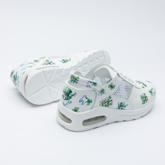 Работни маратонки от естествена кожа за зъболекари /