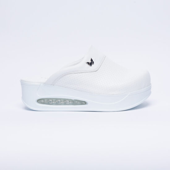 Alternative view of Бяло медицинско анатомично сабо на платформа