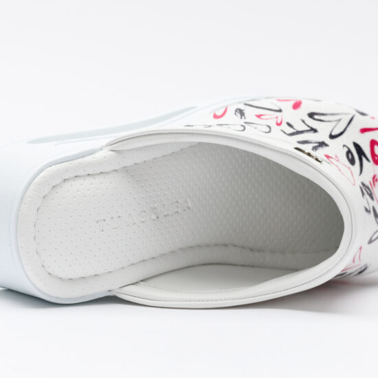 Love Анатомично сабо на платформа от еко кожа /