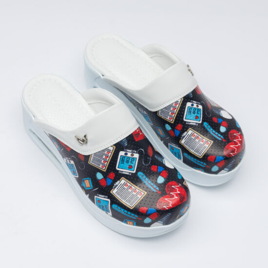 Медицинско сабо на платформа от еко кожа /