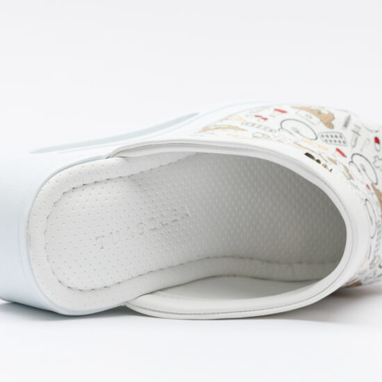 Медицинско сабо на платформа от еко кожа /