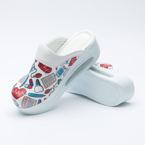 Медицинско сабо на платформа от еко кожа /