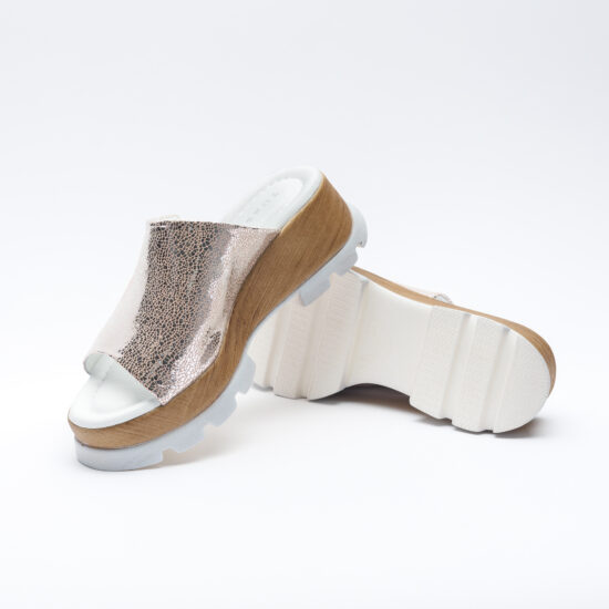 Majesty Анатомични чехли на платформа от естествена кожа /