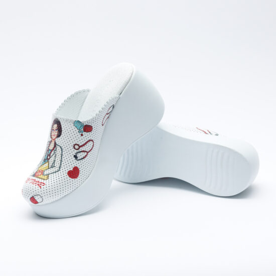 Медицинско сабо на платформа от естествена кожа /