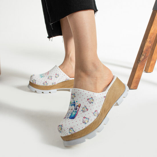 Baby T Бяло анатомично работно сабо от естествена кожа /