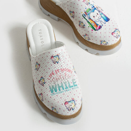 Baby T Бяло анатомично работно сабо от естествена кожа /