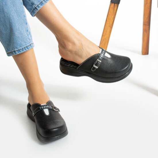 Черни кожени чехли с анатомична гел стелка /