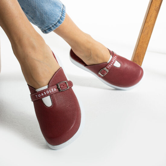 Червени кожени чехли с анатомична гел стелка /