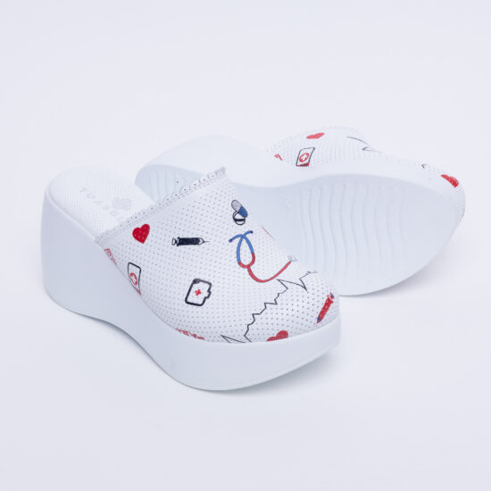 Анатомични медицински чехли на платформа от естествена кожа /