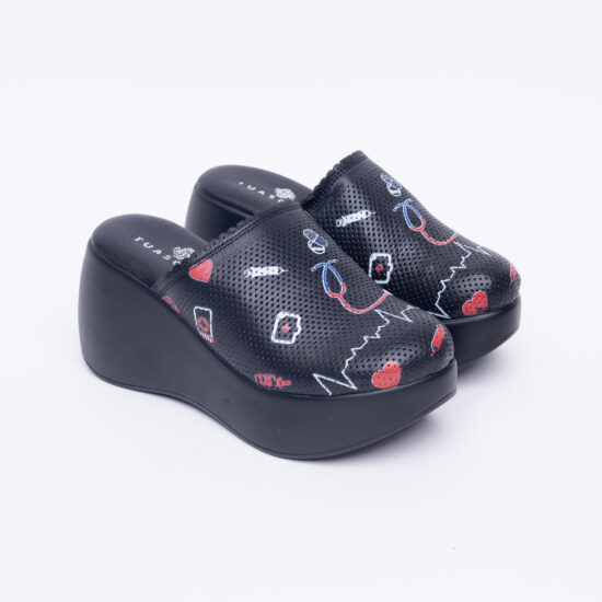 Медицинско сабо на платформа от естествена кожа /