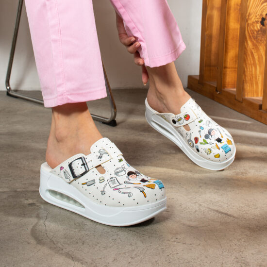 Дамско анатомично работно сабо на платформа /