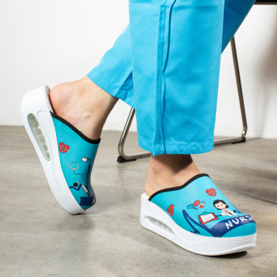 Дамско анатомично медицинско сабо на платформа /