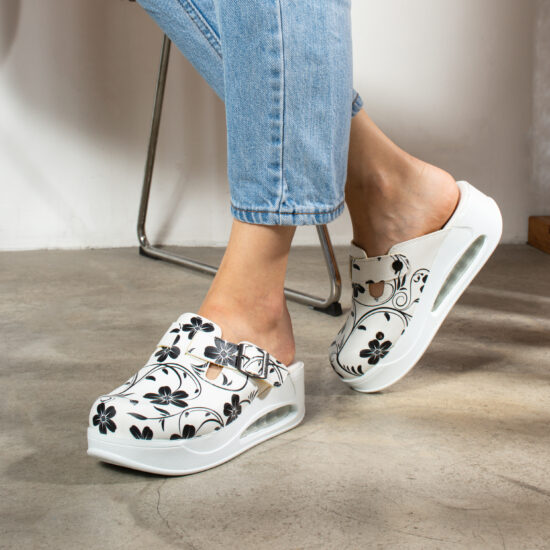 Дамско анатомично работно сабо на платформа /