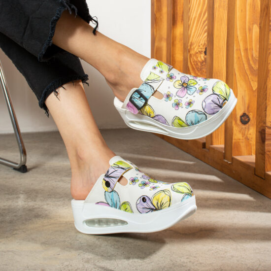 Alternative view of Дамско анатомично работно сабо на платформа