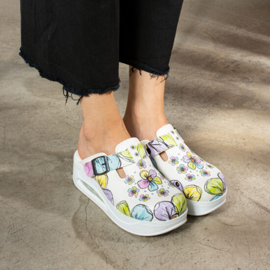 Дамско анатомично работно сабо на платформа /