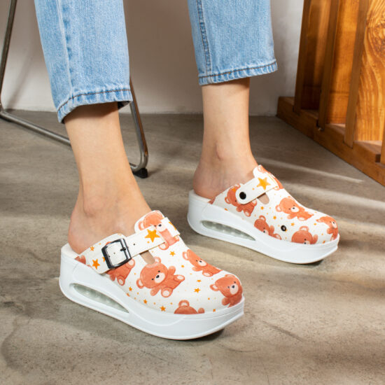 Alternative view of Дамско анатомично работно сабо на платформа