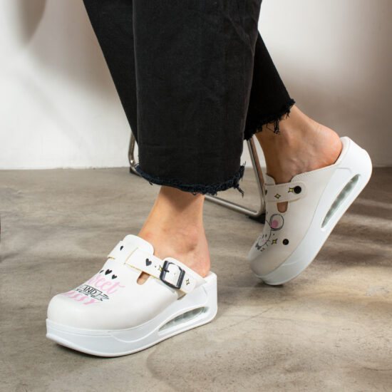 Дамско анатомично работно сабо на платформа /