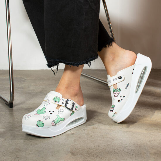 Alternative view of Дамско анатомично работно сабо на платформа